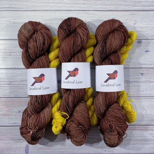 MAHOGANY GRAIN & WHISKEY SOUR SOCK SET