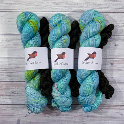 OPALITE & ONYX SOCK SET