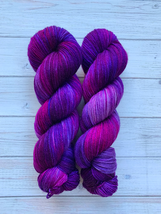 WICKED - NUNDLE SOCK