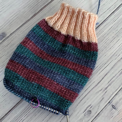 HONEYSUCKLE SKETCH SELF STRIPING - NUNDLE SOCK